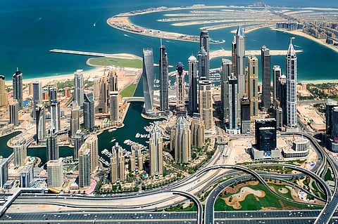 أراضي دبي تدعو ملاك العقارات للتسجيل في لجان الملاك
