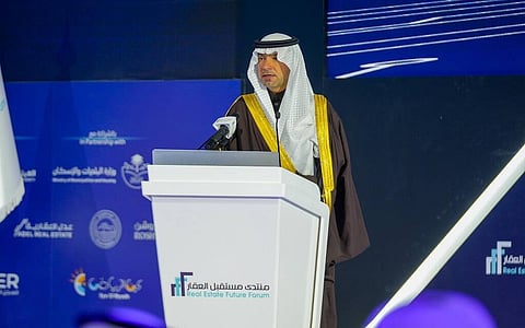 وزير البلديات والإسكان ماجد الحقيل خلال منتدى مستقبل العقار