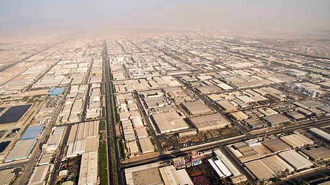 إحدى المدن الصناعية في السعودية