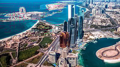 أبوظبي تشهد صرف حزمة منافع سكنية جديدة للمواطنين