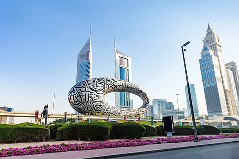صفقات عقارية ضخمة في دبي