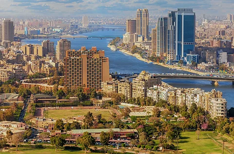 عقارات تطل على نهر النيل في القاهرة