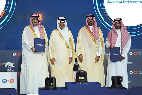 عقب توقيع الاتفاقيات خلال أعمال القمة العالمية للبروبتك 2025