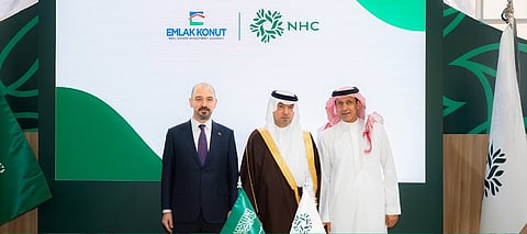 عقب توقيع الاتفاقية