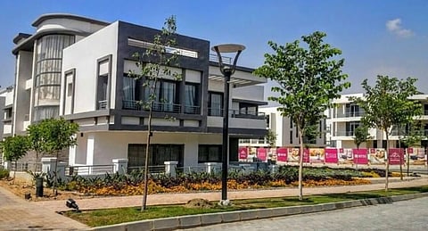 أحد مشاريع "مدينة مصر" على طريق السويس