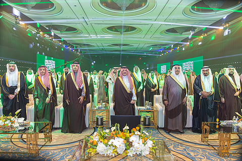 الأمير سعود بن نايف بن عبدالعزيز، أمير المنطقة الشرقية، خلال تدشين مشروع "الدمام الجديد"