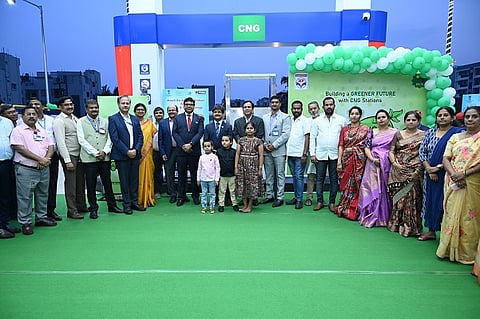 Director (Marketing) of HPCL inaugurates CNG facility at RK Anurag Fuel Mart, Karmanghat