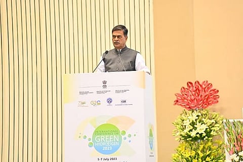 RK Singh to world: What if India puts retaliatory trade barriers on Green Hydrogen?