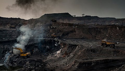 Govt aims to control surface fire at 27 locations of 19 coal mines in Jharia by 2025-end