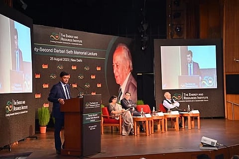 RK Singh: Need to shift Climate Change talk from total emissions to per capita emissions