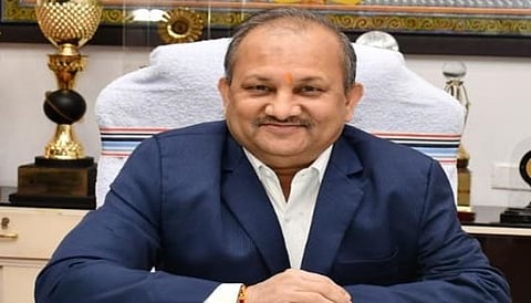 Uday A Kaole assumes charge as CMD of MCL