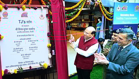 Delhi LG launches Tihar Jail’s inmate-run store at Indian Oil fuel station