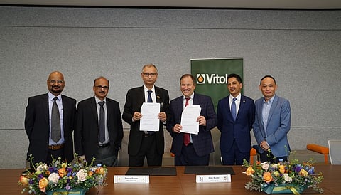 Vitol and GAIL sign long-term LNG supply deal into India