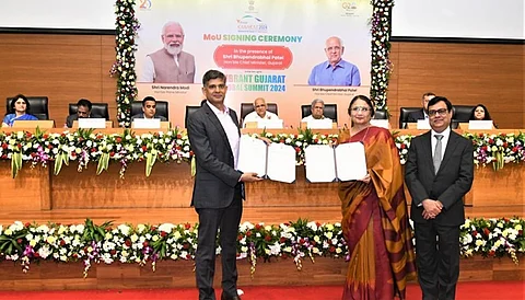 PFC to provide Rs 25,000 cr to Gujarat govt for power projects