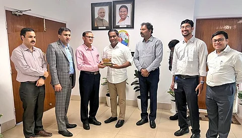 Nepal delegation visits Vizag port to assess commercial viability