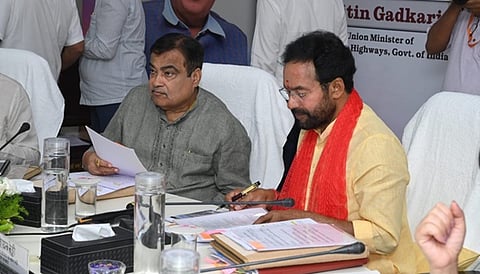 Union Coal Minister reviews WCL's performance; launches key initiatives in Nagpur