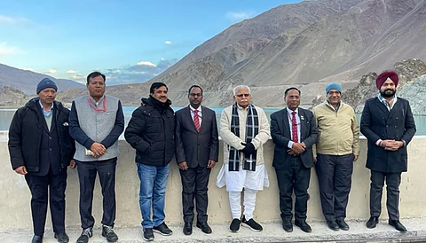 Power Minister visits NHPC’s Nimoo Bazgo Power Station in Ladakh