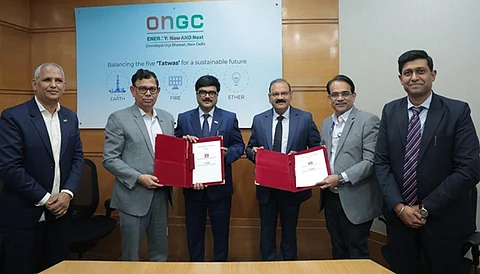 Power Grid signs MoU to collaborate on Green Hydrogen and clean energy projects