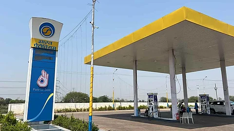 BPCL Q1 FY26 profit surges on stronger marketing spreads and E&P turnaround despite lower GRMs