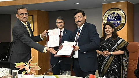 EIL, NPCIL sign MoU to develop Bharat Small Modular Reactor