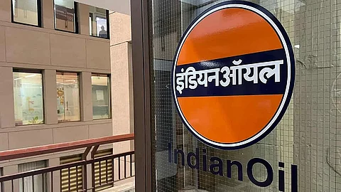 IOC Q1 profit slips on weaker refining margins; marketing gains, higher volumes cushion impact