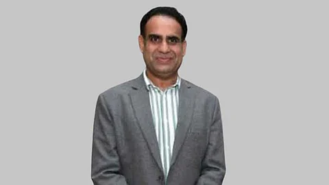 Alt="Ajay Bhadoo (IAS)"