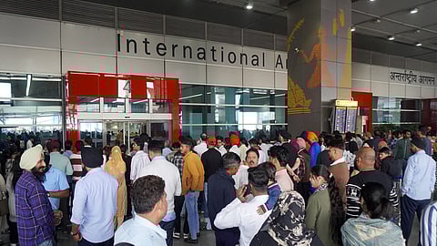 Delhi Airport's air traffic control faces tech issues; nearly 300 flights delayed