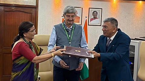 Gati Shakti Vishwavidyalaya, DRDO sign MoU to jointly develop smart technologies for national security