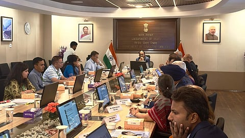 Alt="DFS Secretary reviews vision strategy of state-owned insurers"