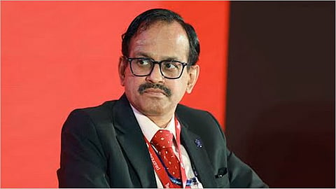 Alt="LIC MD & CEO R Doraiswamy"