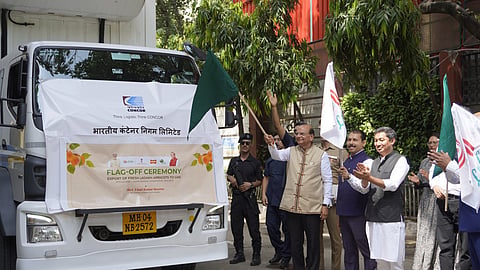 Ladakh exports first apricot consignment to UAE; LG Saxena pitches processing unit