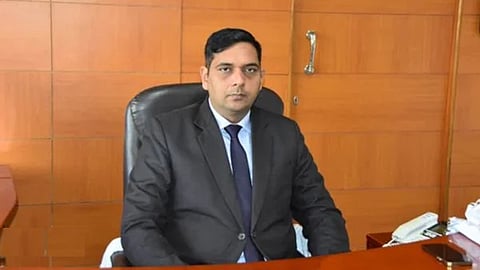Alt="Ajay Singh Tomer (IAS)"