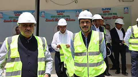 Power Secretary Pankaj Agarwal on Thursday reviewed the progress of SJVN's 900 MW Arun-3 Hydroelectric Project in Nepal