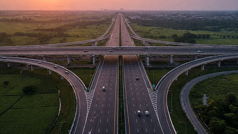 Alt="Kanpur-Lucknow Expressway"