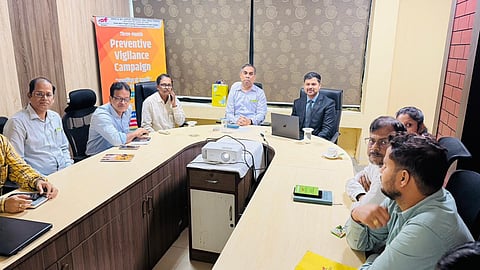 SECL CVO Himanshu Jain addresses DFCCIL session on public procurement and preventive vigilance
