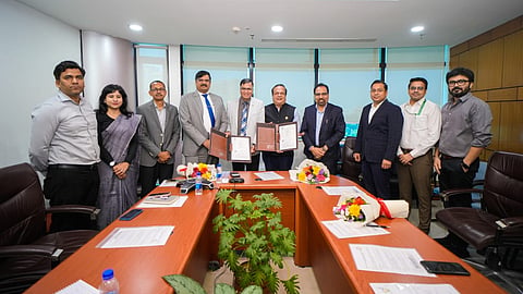 Alt="Coal India, HURL sign non-binding MoU"
