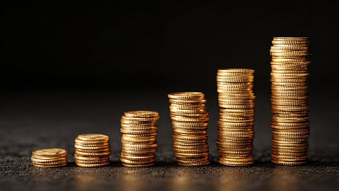 Alt="Gujarat PSUs GEL, GTL pay record Rs 384.6 crore dividend to state"