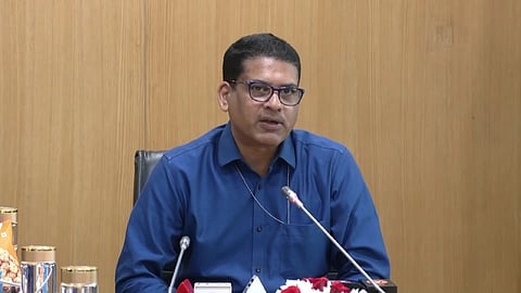 Alt="MNRE Secretary Santosh Kumar Sarangi"