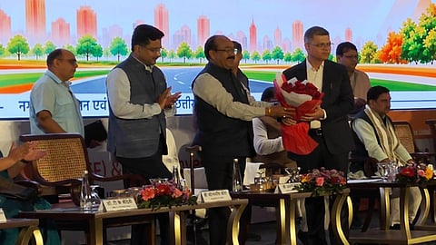 Alt="Chhattisgarh signs MoUs with HUDCO, CEPT University to strengthen urban infrastructure"