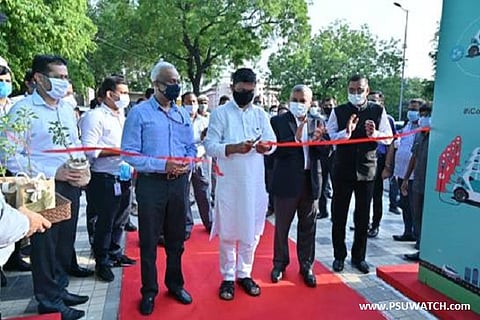 RK Singh inaugurates India’s first public EV charging station developed by EESL, NDMC