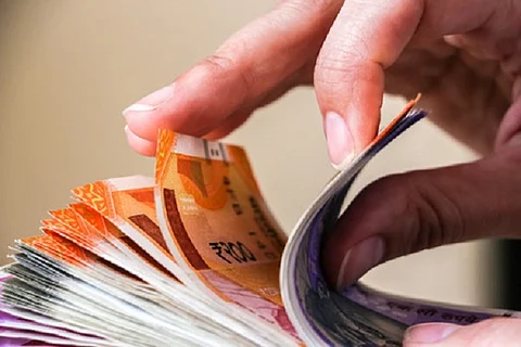 PFC and REC reduce lending rates by upto 2%