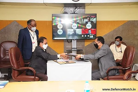 HAL & Tech Mahindra sign Rs 400 crore contract for ‘Project Parivartan’