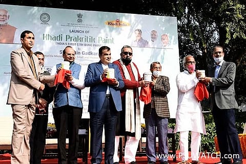 Gadkari launches Khadi Prakritik Paint, a first-of-its-kind cow dung paint
