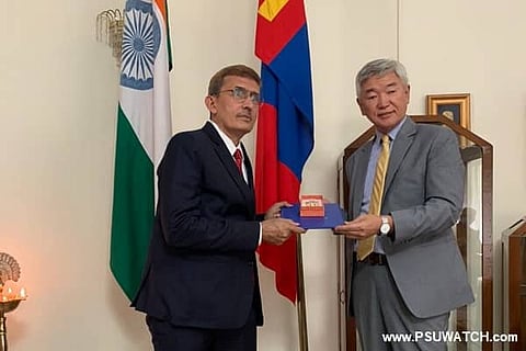 EIL CMD RK Sabharwal gets highest civilian award of Mongolia