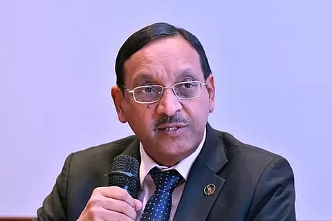 PNGRB orders MNGL to transfer CNG stations to private company