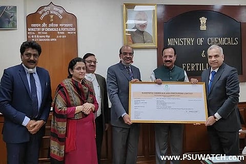 RCF pays dividend of Rs 168 crore to the govt