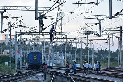 Railways achieves highest-ever electrification of routes in 2020-21