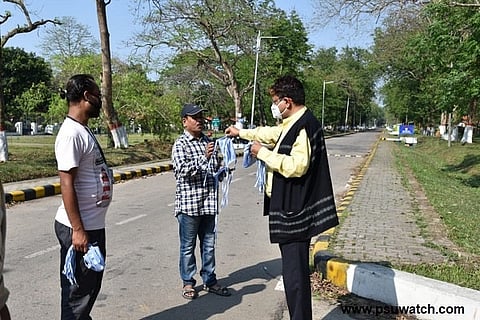 AAI distributes masks for free to needy in Guwahati