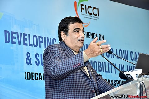 Gadkari urges industry to use waterways for transportation of goods