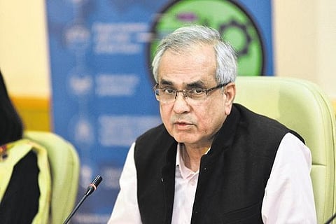 Top industry honchos say EV policy ‘ill-timed.’ Here’s what Niti Aayog has to say
